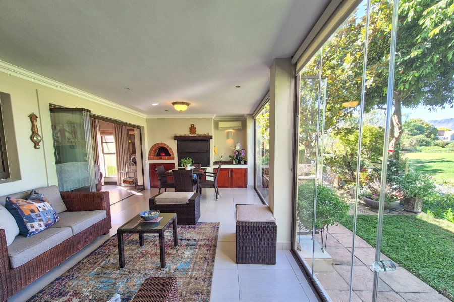 3 Bedroom Property for Sale in Boschenmeer Golf Country Estate Western Cape